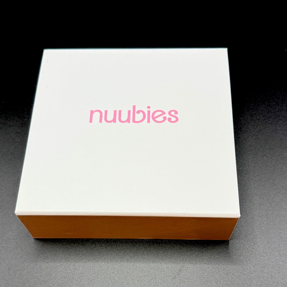 NIB Nuubies Double-Sided Adhesive Bra (Inserts) Sm/Md Nude
